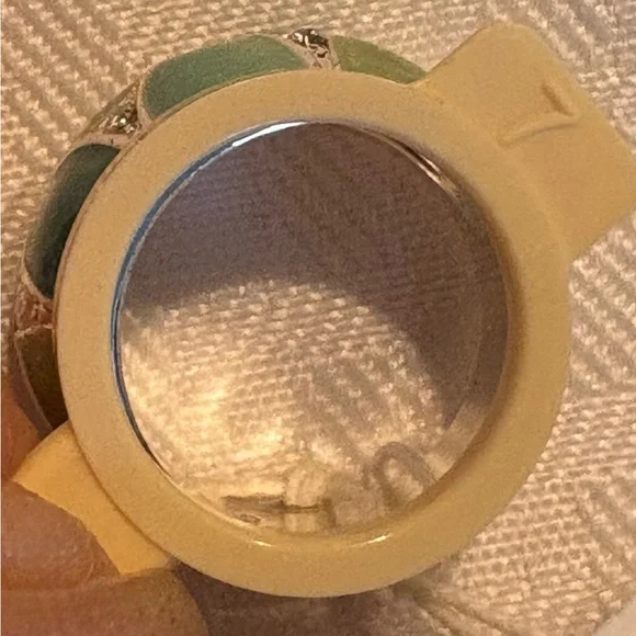 Avon Silver-Tone Ring with Aqua and Rhinestone Accents - Picture 6 of 6